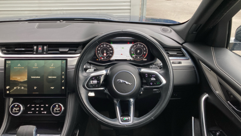 Jaguar F-Pace 2.0 P400e R-Dynamic SE 5dr Auto AWD Estate